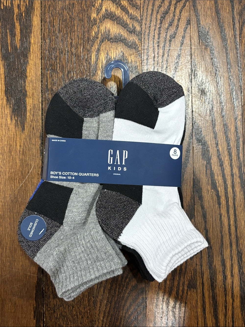 GAP Boys Cotton Quarter Socks 8 Pairs size 10-4